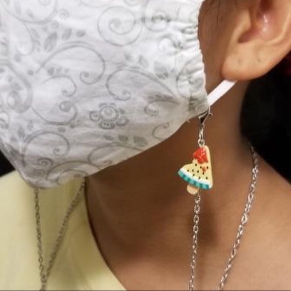 Mask Chains - Picture 2 of 2